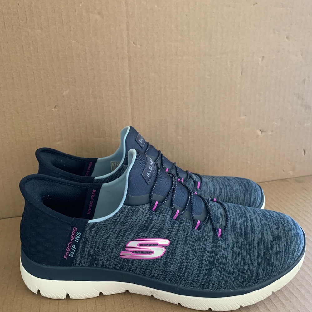 Skechers Women's Navy and Pink Slip-Ons